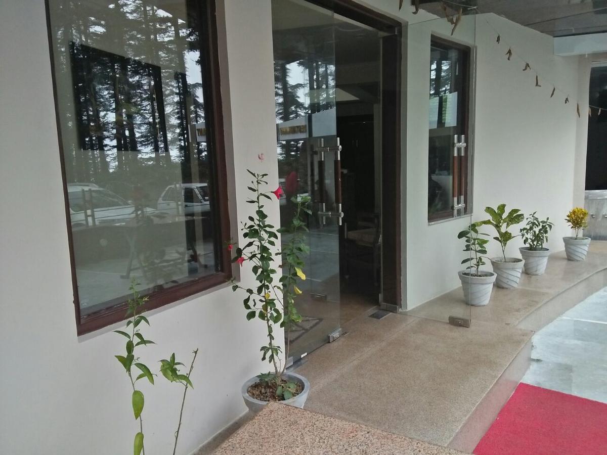 Отель Oyo 11877 Royal Residency New Tehri Номер фото