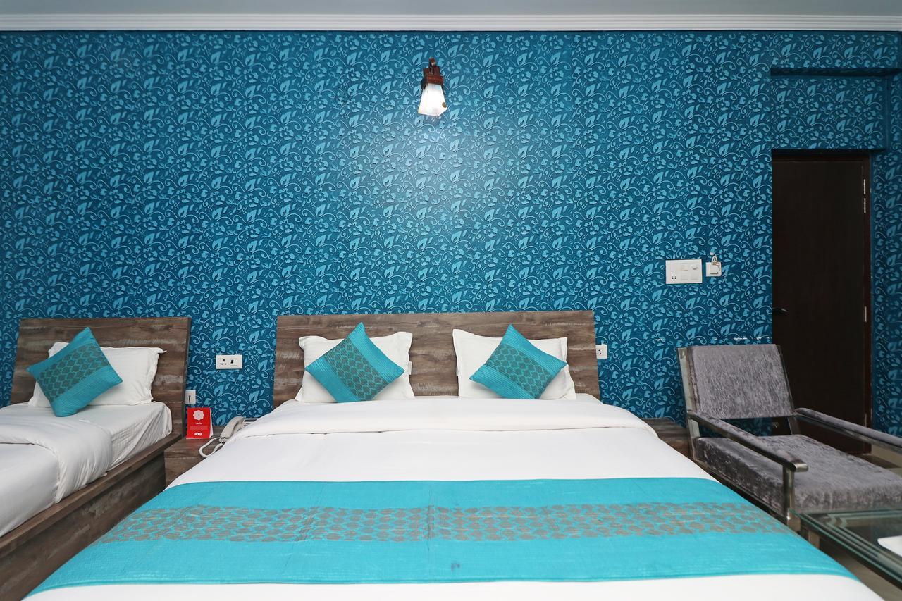 Отель Oyo 11877 Royal Residency New Tehri Номер фото