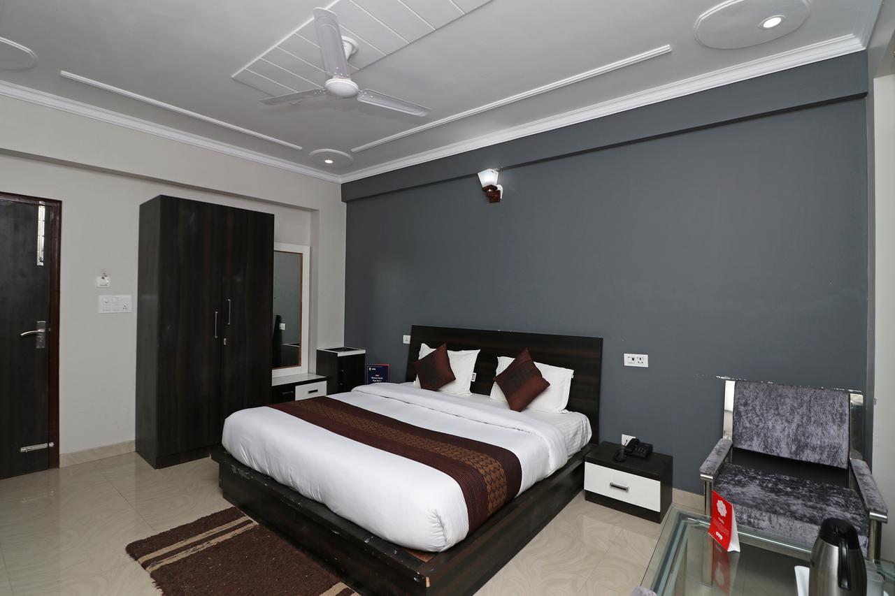 Отель Oyo 11877 Royal Residency New Tehri Экстерьер фото