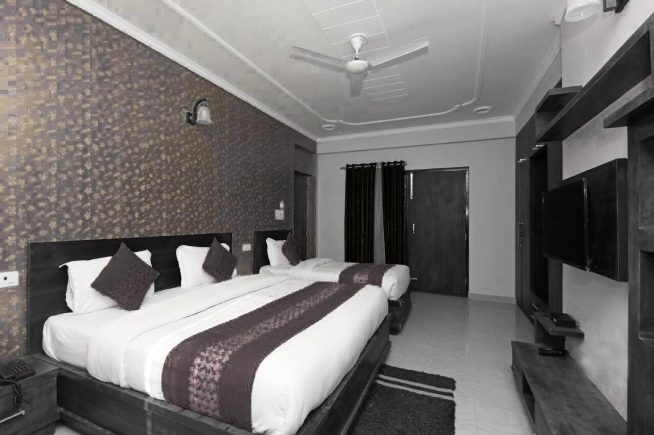 Отель Oyo 11877 Royal Residency New Tehri Экстерьер фото